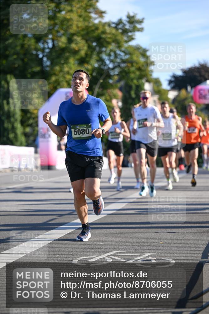 07.09.2025 - BARMER Alsterlauf Dr. Thomas Lammeyer http://msf.ph/oto/8706055 07.09.2025 09:22:56 Laufen 5080 meine-sportfotos.de