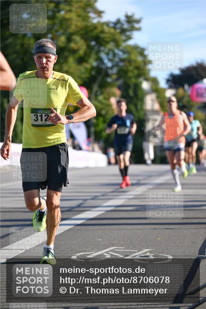 07.09.2025 - BARMER Alsterlauf Dr. Thomas Lammeyer http://msf.ph/oto/8706078 07.09.2025 09:23:00 Laufen 36, 312 meine-sportfotos.de