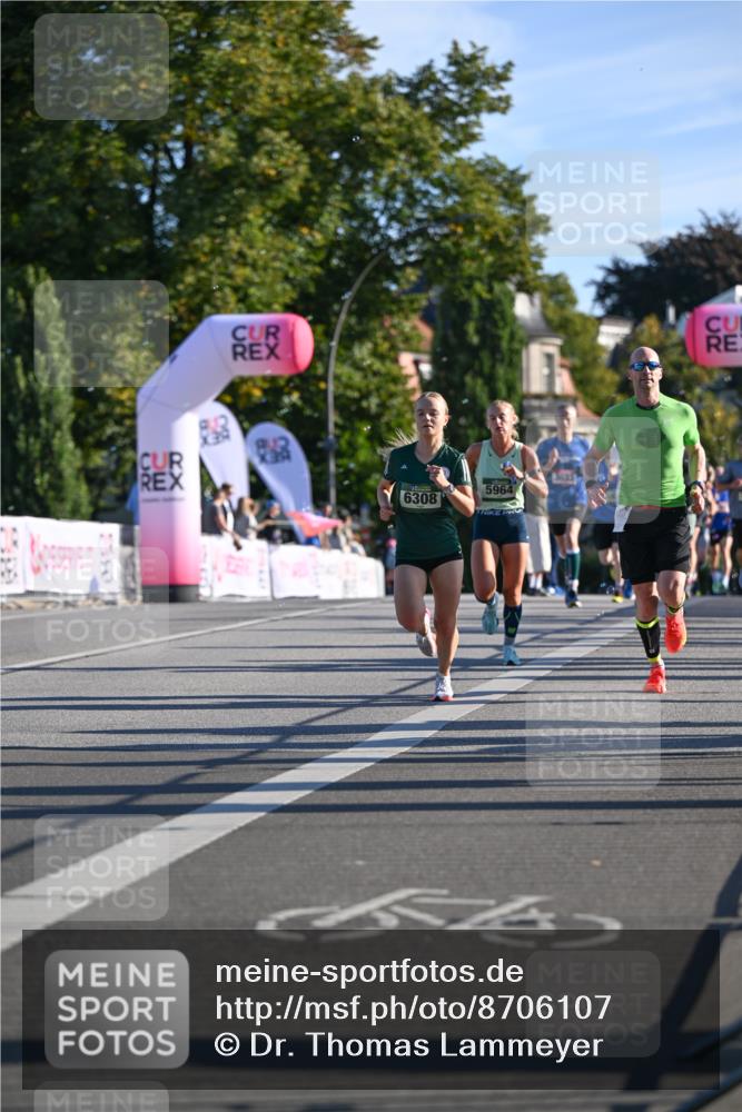 07.09.2025 - BARMER Alsterlauf Dr. Thomas Lammeyer http://msf.ph/oto/8706107 07.09.2025 09:23:07 Laufen 6308, 5964, 3633, 54 meine-sportfotos.de