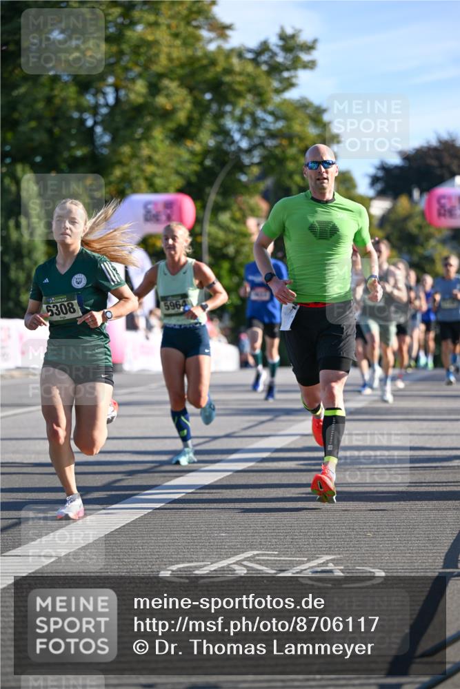 07.09.2025 - BARMER Alsterlauf Dr. Thomas Lammeyer http://msf.ph/oto/8706117 07.09.2025 09:23:08 Laufen 5308, 5964 meine-sportfotos.de
