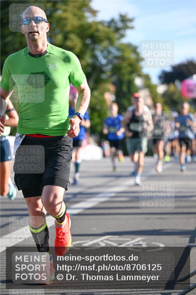 07.09.2025 - BARMER Alsterlauf Dr. Thomas Lammeyer http://msf.ph/oto/8706125 07.09.2025 09:23:10 Laufen  meine-sportfotos.de