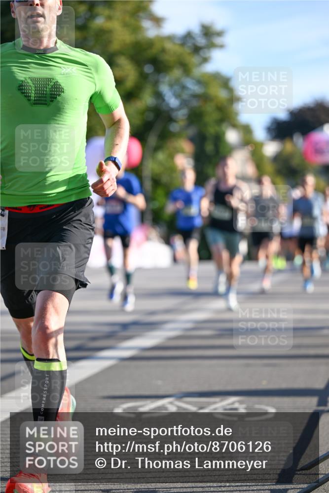 07.09.2025 - BARMER Alsterlauf Dr. Thomas Lammeyer http://msf.ph/oto/8706126 07.09.2025 09:23:10 Laufen  meine-sportfotos.de
