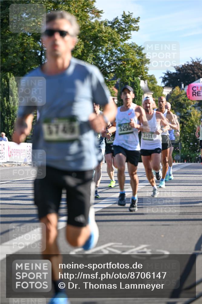 07.09.2025 - BARMER Alsterlauf Dr. Thomas Lammeyer http://msf.ph/oto/8706147 07.09.2025 09:23:14 Laufen 6749, 5258, 2, 5436, 2401 meine-sportfotos.de