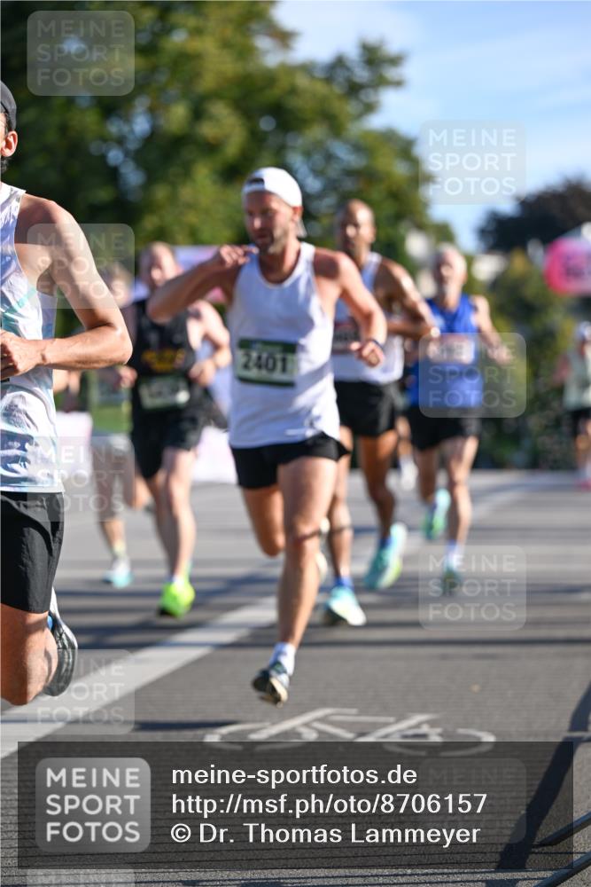 07.09.2025 - BARMER Alsterlauf Dr. Thomas Lammeyer http://msf.ph/oto/8706157 07.09.2025 09:23:15 Laufen 2401 meine-sportfotos.de