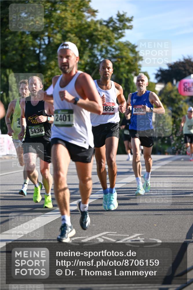 07.09.2025 - BARMER Alsterlauf Dr. Thomas Lammeyer http://msf.ph/oto/8706159 07.09.2025 09:23:15 Laufen 0000, 5436, 2401, 1695, 2083 meine-sportfotos.de