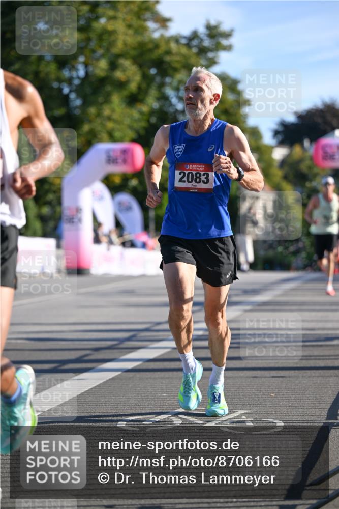 07.09.2025 - BARMER Alsterlauf Dr. Thomas Lammeyer http://msf.ph/oto/8706166 07.09.2025 09:23:17 Laufen 36, 2083 meine-sportfotos.de