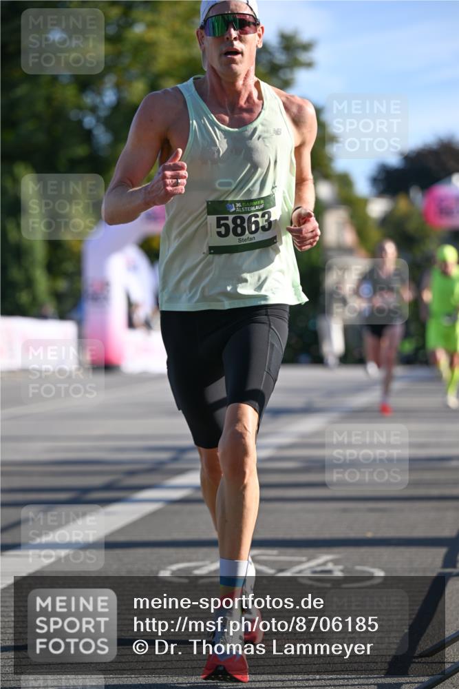 07.09.2025 - BARMER Alsterlauf Dr. Thomas Lammeyer http://msf.ph/oto/8706185 07.09.2025 09:23:21 Laufen 16, 36, 5863 meine-sportfotos.de