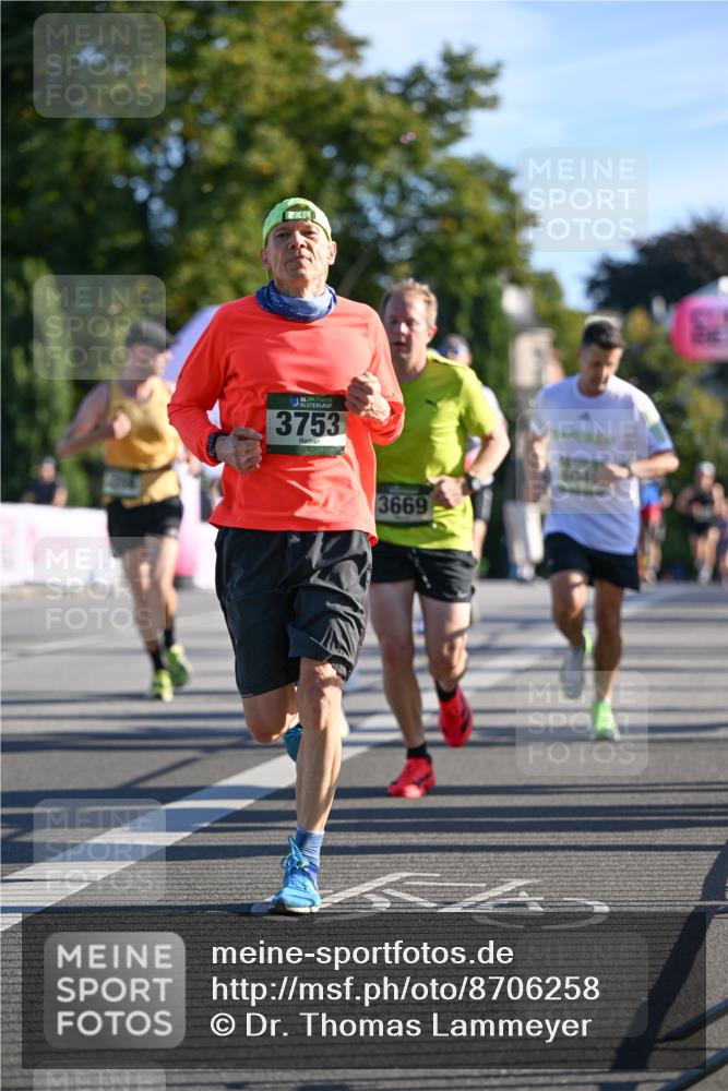 07.09.2025 - BARMER Alsterlauf Dr. Thomas Lammeyer http://msf.ph/oto/8706258 07.09.2025 09:23:38 Laufen 36, 3753, 3669 meine-sportfotos.de