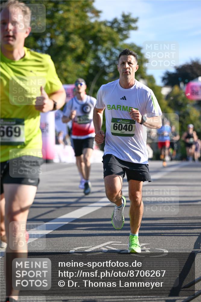 07.09.2025 - BARMER Alsterlauf Dr. Thomas Lammeyer http://msf.ph/oto/8706267 07.09.2025 09:23:39 Laufen 669, 36, 6040 meine-sportfotos.de