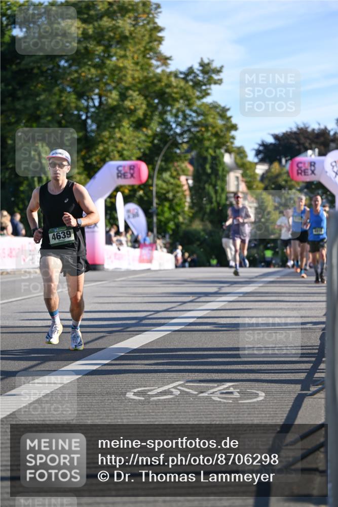07.09.2025 - BARMER Alsterlauf Dr. Thomas Lammeyer http://msf.ph/oto/8706298 07.09.2025 09:23:47 Laufen 4639, 8 meine-sportfotos.de