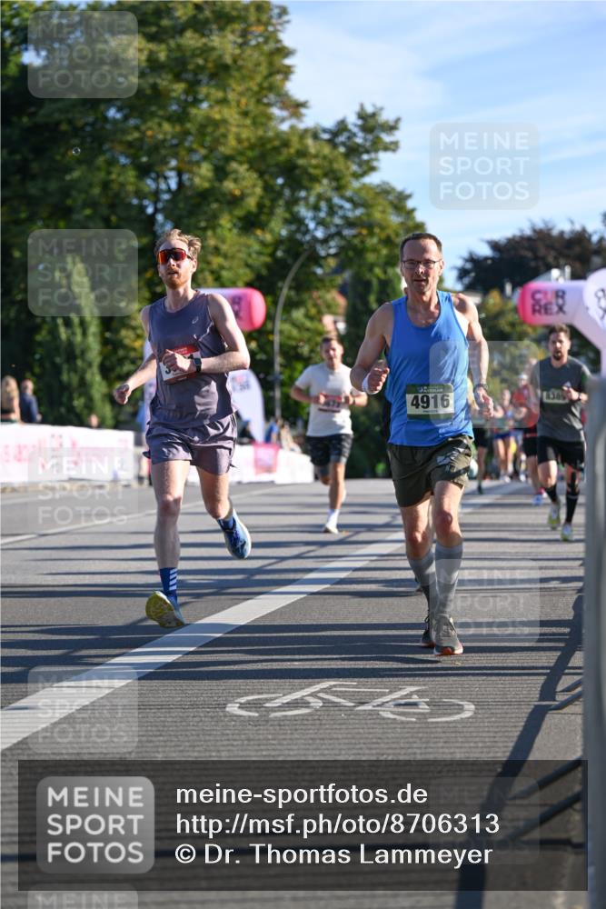 07.09.2025 - BARMER Alsterlauf Dr. Thomas Lammeyer http://msf.ph/oto/8706313 07.09.2025 09:23:51 Laufen 18389, 4916, 54 meine-sportfotos.de