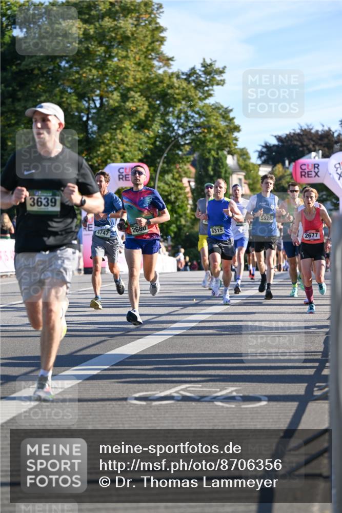 07.09.2025 - BARMER Alsterlauf Dr. Thomas Lammeyer http://msf.ph/oto/8706356 07.09.2025 09:23:58 Laufen 3639, 4747, 2680, 6315, 5528, 2677 meine-sportfotos.de