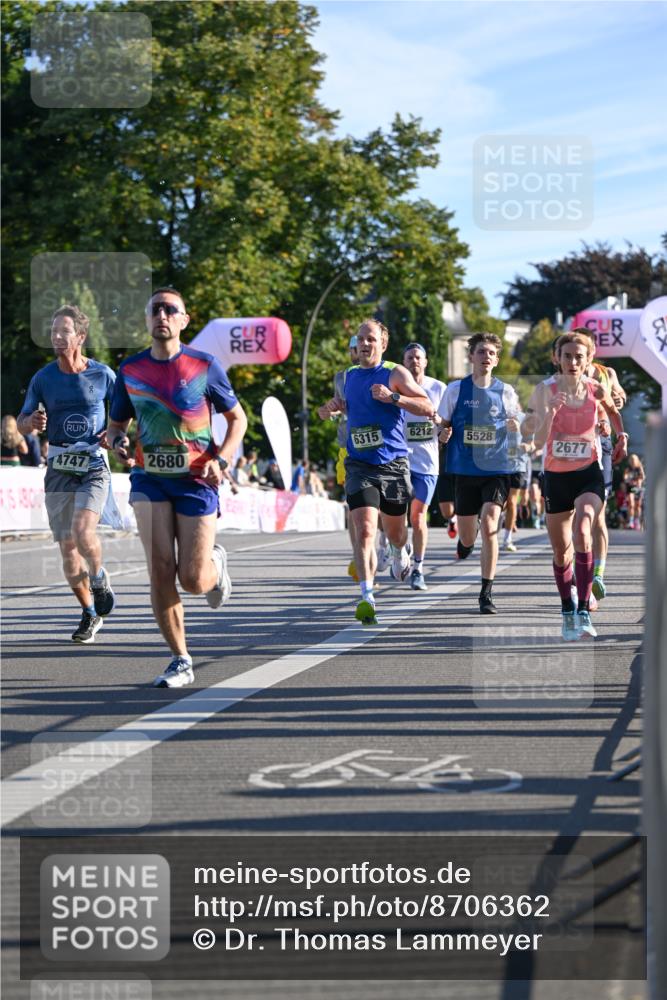 07.09.2025 - BARMER Alsterlauf Dr. Thomas Lammeyer http://msf.ph/oto/8706362 07.09.2025 09:23:59 Laufen 6315, 6212, 5528, 4747, 2680, 2677 meine-sportfotos.de