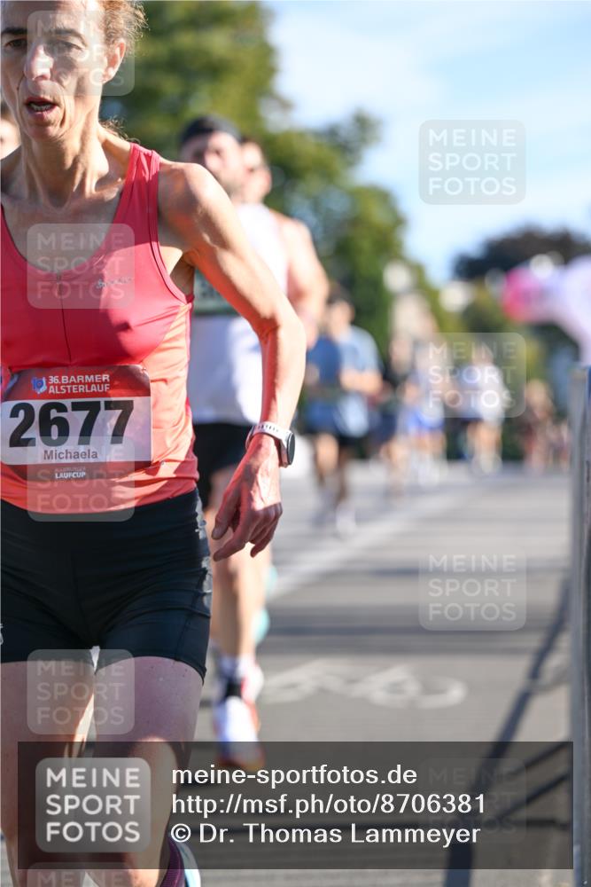 07.09.2025 - BARMER Alsterlauf Dr. Thomas Lammeyer http://msf.ph/oto/8706381 07.09.2025 09:24:01 Laufen 36, 2677 meine-sportfotos.de
