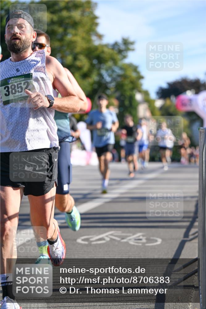 07.09.2025 - BARMER Alsterlauf Dr. Thomas Lammeyer http://msf.ph/oto/8706383 07.09.2025 09:24:02 Laufen 36, 3852, 44 meine-sportfotos.de