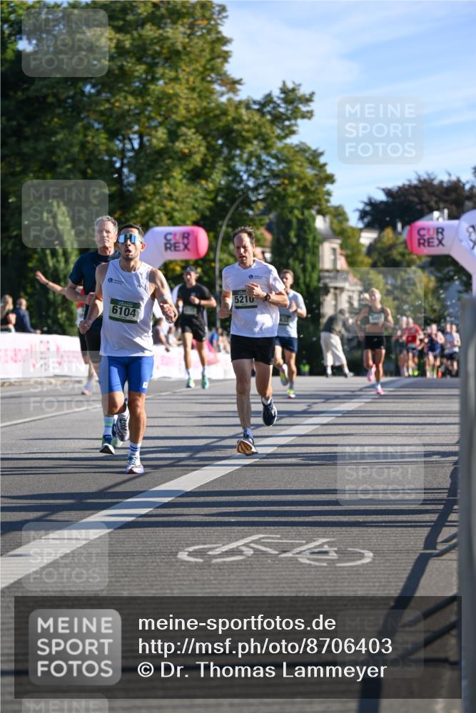 07.09.2025 - BARMER Alsterlauf Dr. Thomas Lammeyer http://msf.ph/oto/8706403 07.09.2025 09:24:06 Laufen 6104, 5210 meine-sportfotos.de