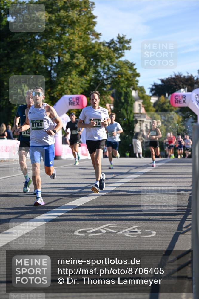 07.09.2025 - BARMER Alsterlauf Dr. Thomas Lammeyer http://msf.ph/oto/8706405 07.09.2025 09:24:06 Laufen 514, 6104 meine-sportfotos.de