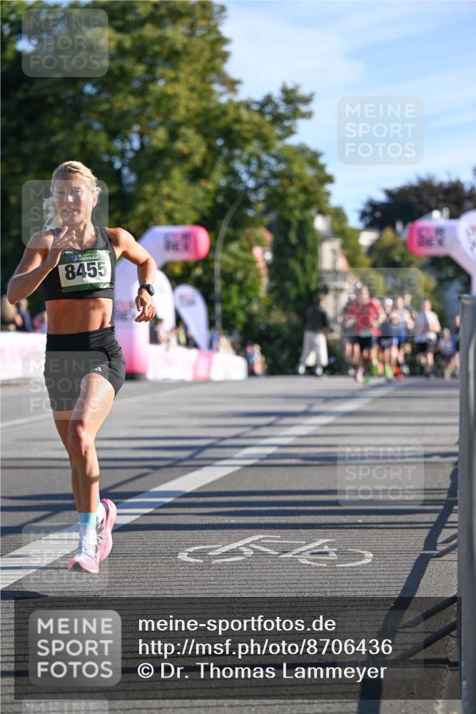 07.09.2025 - BARMER Alsterlauf Dr. Thomas Lammeyer http://msf.ph/oto/8706436 07.09.2025 09:24:11 Laufen 36, 8455 meine-sportfotos.de