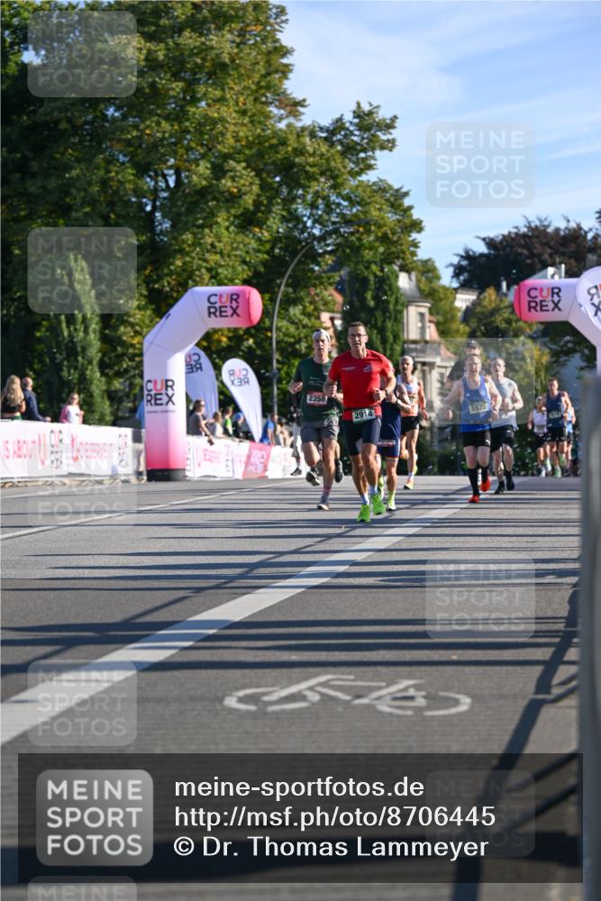 07.09.2025 - BARMER Alsterlauf Dr. Thomas Lammeyer http://msf.ph/oto/8706445 07.09.2025 09:24:13 Laufen 2358, 2914, 5525 meine-sportfotos.de