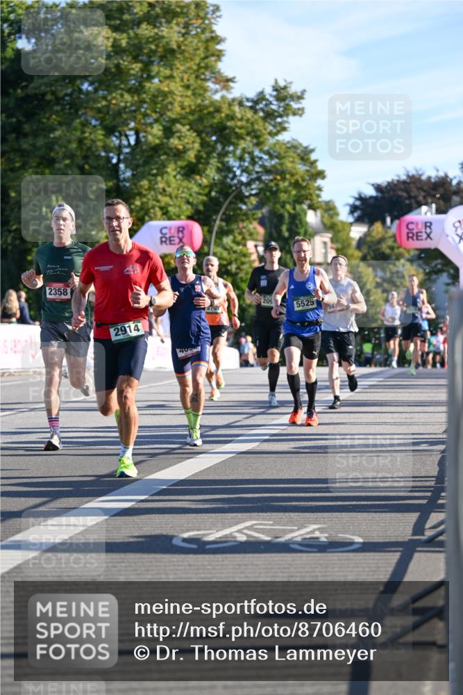 07.09.2025 - BARMER Alsterlauf Dr. Thomas Lammeyer http://msf.ph/oto/8706460 07.09.2025 09:24:16 Laufen 2358, 2914, 40, 20, 5525 meine-sportfotos.de