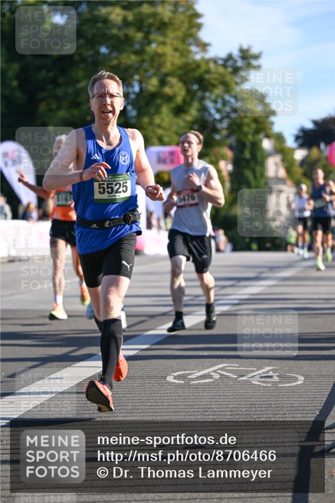 07.09.2025 - BARMER Alsterlauf Dr. Thomas Lammeyer http://msf.ph/oto/8706466 07.09.2025 09:24:18 Laufen 5525, 5476 meine-sportfotos.de