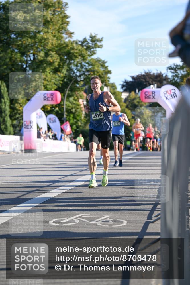 07.09.2025 - BARMER Alsterlauf Dr. Thomas Lammeyer http://msf.ph/oto/8706478 07.09.2025 09:24:21 Laufen 3516, 5763 meine-sportfotos.de