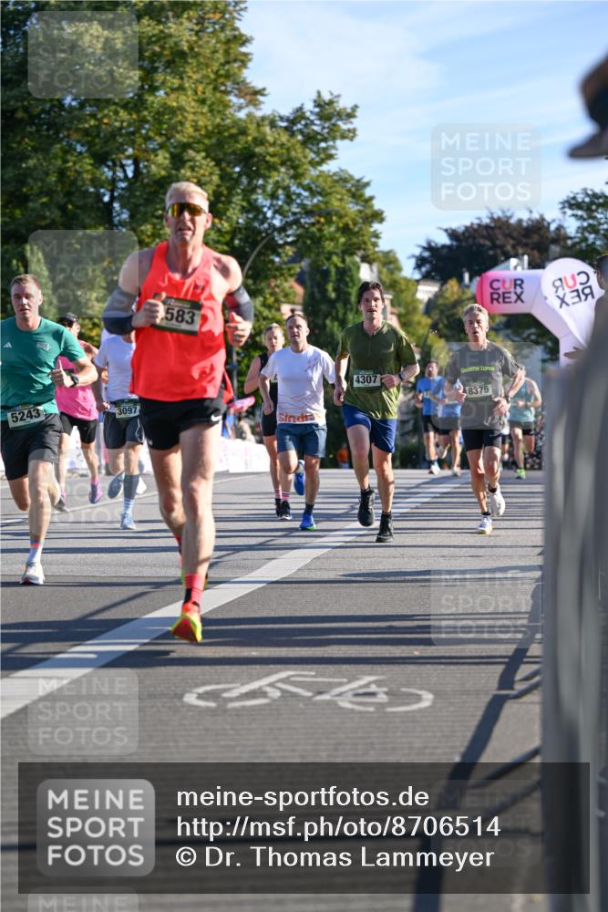 07.09.2025 - BARMER Alsterlauf Dr. Thomas Lammeyer http://msf.ph/oto/8706514 07.09.2025 09:24:30 Laufen 5243, 3097, 583, 4307, 8375 meine-sportfotos.de