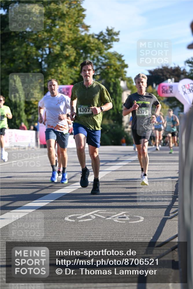07.09.2025 - BARMER Alsterlauf Dr. Thomas Lammeyer http://msf.ph/oto/8706521 07.09.2025 09:24:32 Laufen 4307, 8375, 3 meine-sportfotos.de
