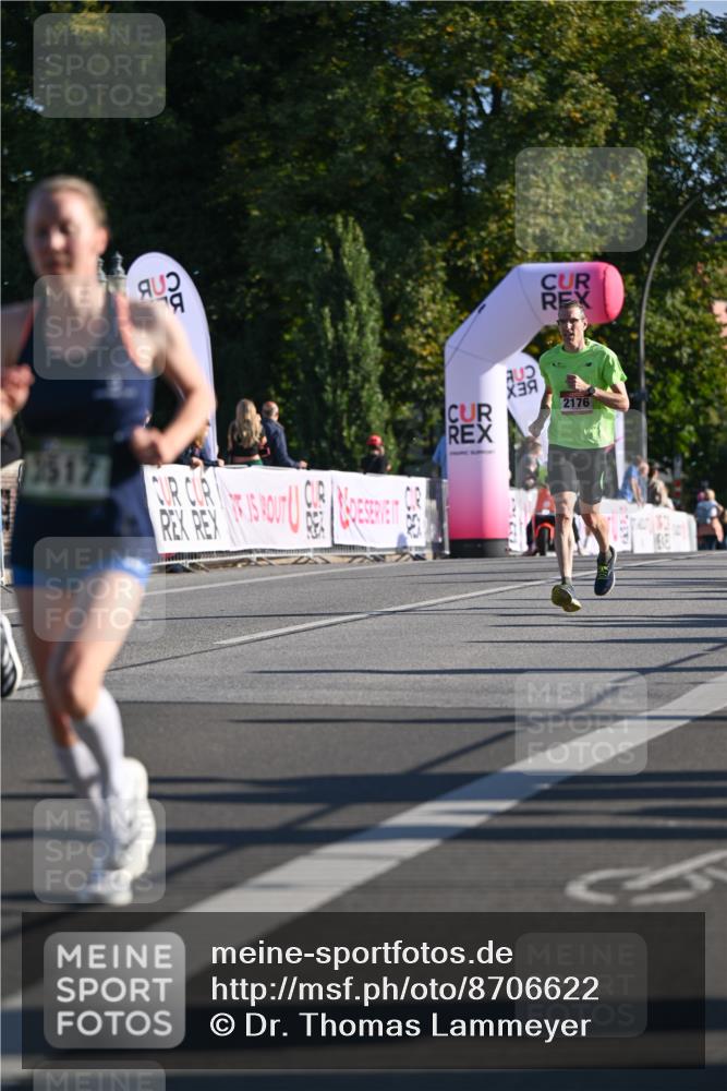 07.09.2025 - BARMER Alsterlauf Dr. Thomas Lammeyer http://msf.ph/oto/8706622 07.09.2025 09:24:54 Laufen 2176 meine-sportfotos.de