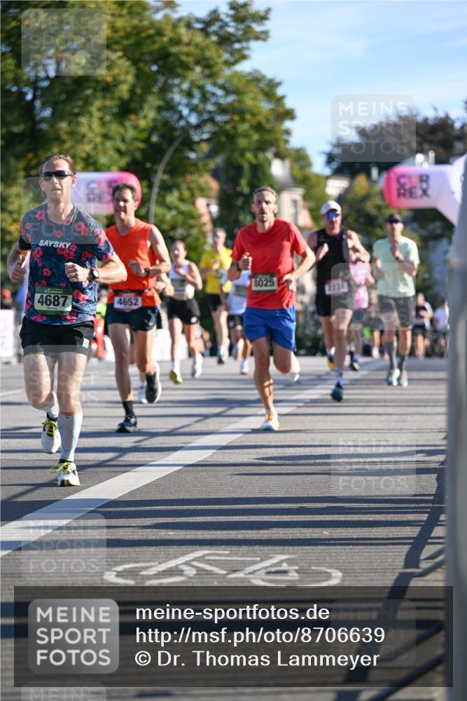 07.09.2025 - BARMER Alsterlauf Dr. Thomas Lammeyer http://msf.ph/oto/8706639 07.09.2025 09:24:58 Laufen 4687, 4652, 8025, 2231 meine-sportfotos.de