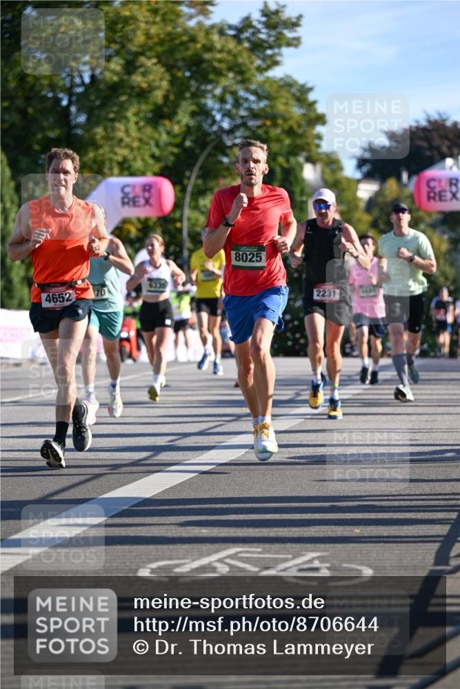 07.09.2025 - BARMER Alsterlauf Dr. Thomas Lammeyer http://msf.ph/oto/8706644 07.09.2025 09:24:59 Laufen 6335, 4652, 70, 8025, 2231, 54 meine-sportfotos.de