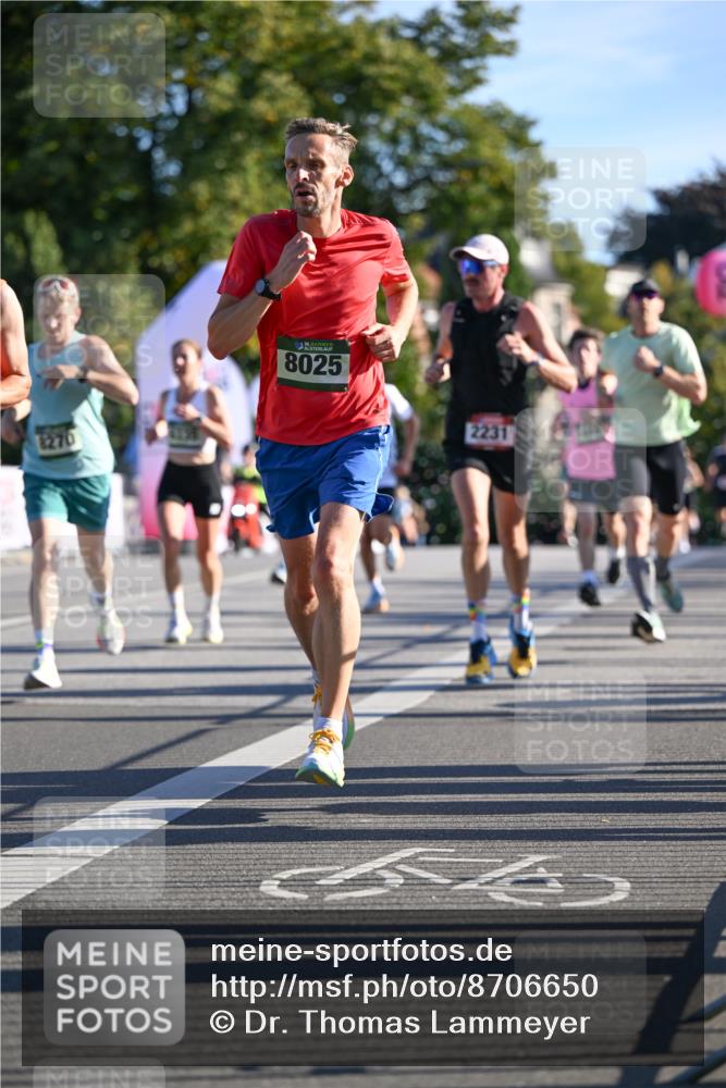 07.09.2025 - BARMER Alsterlauf Dr. Thomas Lammeyer http://msf.ph/oto/8706650 07.09.2025 09:25:00 Laufen 8025, 2231 meine-sportfotos.de
