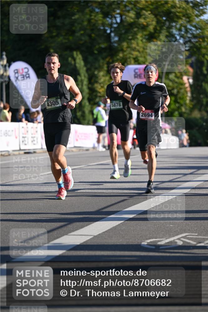 07.09.2025 - BARMER Alsterlauf Dr. Thomas Lammeyer http://msf.ph/oto/8706682 07.09.2025 09:25:08 Laufen 4305, 5878, 2694 meine-sportfotos.de