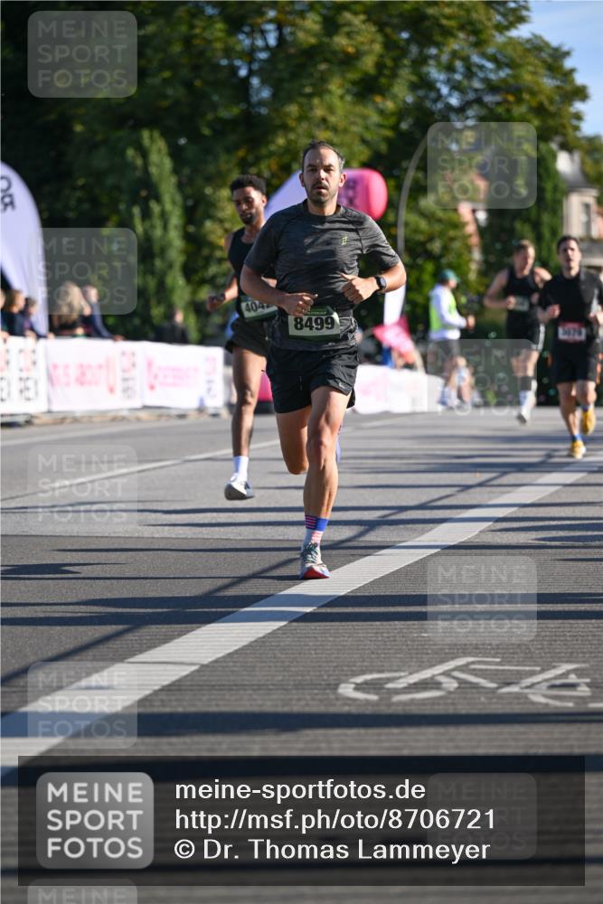 07.09.2025 - BARMER Alsterlauf Dr. Thomas Lammeyer http://msf.ph/oto/8706721 07.09.2025 09:25:15 Laufen 7510, 4047, 8499, 3076 meine-sportfotos.de