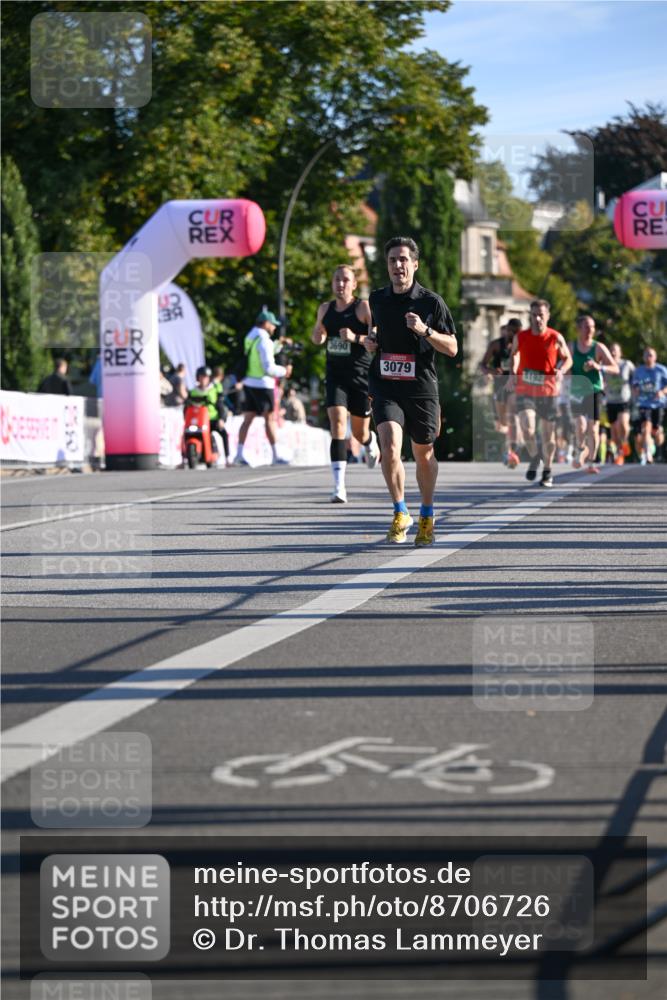 07.09.2025 - BARMER Alsterlauf Dr. Thomas Lammeyer http://msf.ph/oto/8706726 07.09.2025 09:25:16 Laufen 3690, 3079, 5192 meine-sportfotos.de