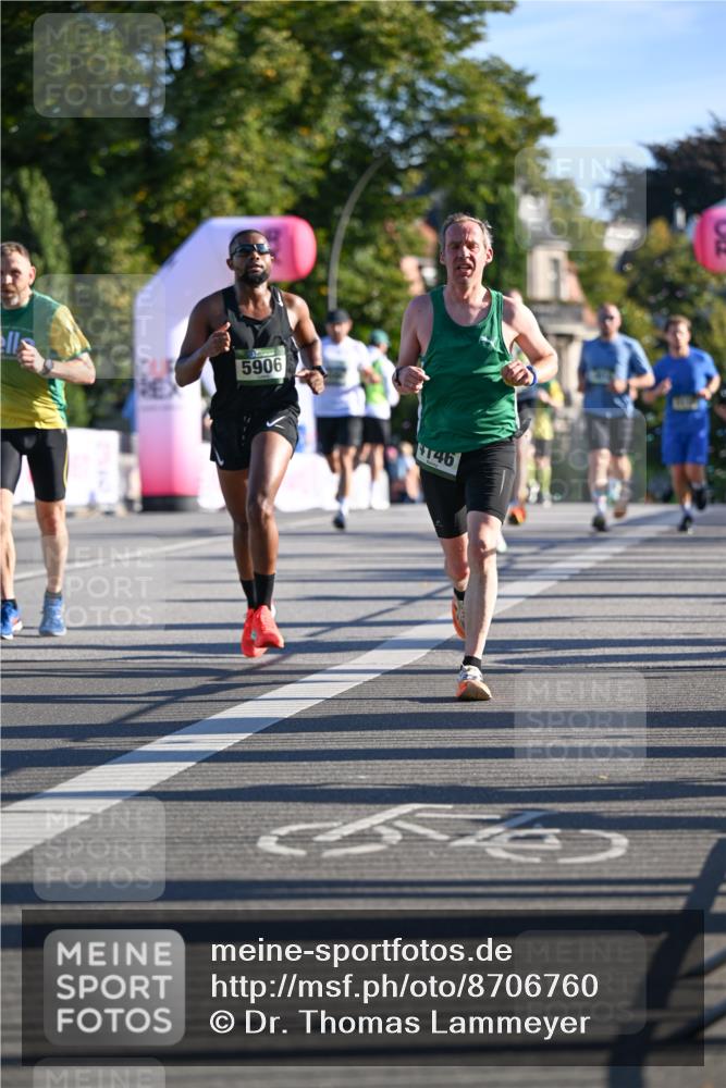 07.09.2025 - BARMER Alsterlauf Dr. Thomas Lammeyer http://msf.ph/oto/8706760 07.09.2025 09:25:22 Laufen 5906, 146 meine-sportfotos.de