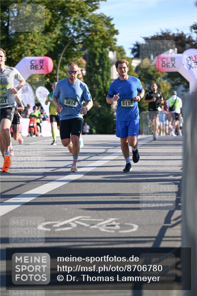 07.09.2025 - BARMER Alsterlauf Dr. Thomas Lammeyer http://msf.ph/oto/8706780 07.09.2025 09:25:25 Laufen 303, 5118, 3814 meine-sportfotos.de