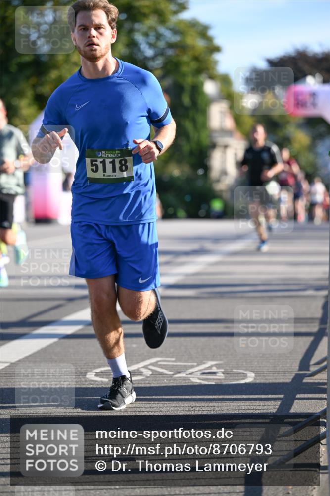07.09.2025 - BARMER Alsterlauf Dr. Thomas Lammeyer http://msf.ph/oto/8706793 07.09.2025 09:25:27 Laufen 36, 5118 meine-sportfotos.de