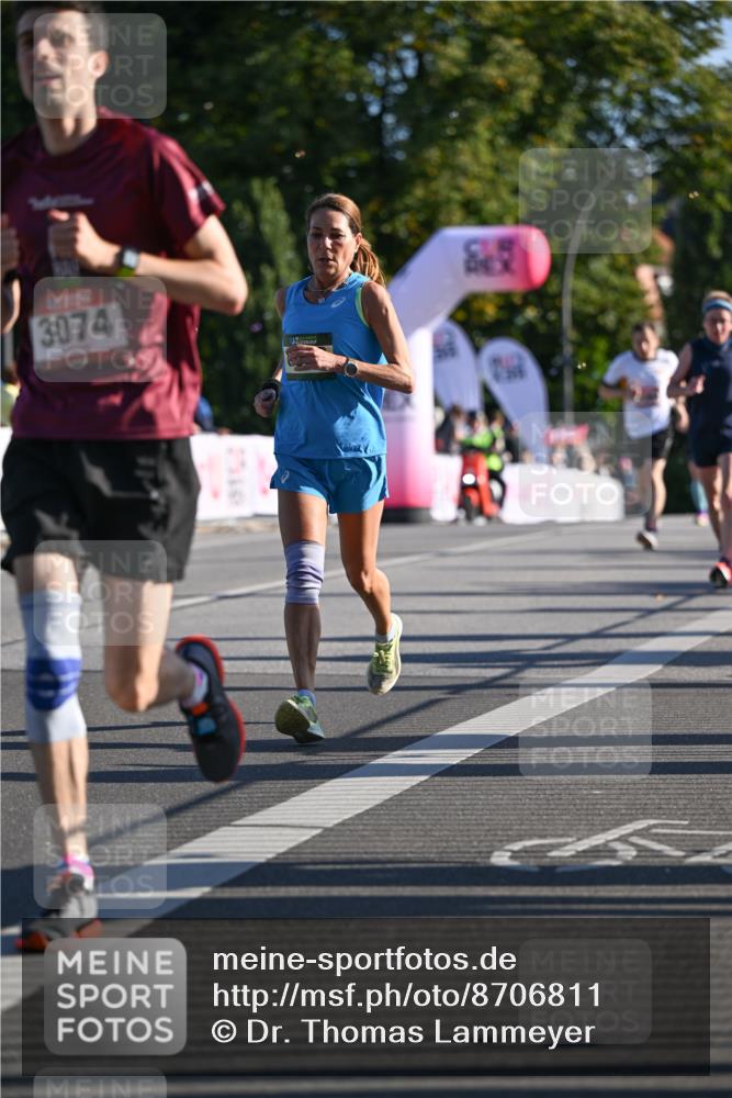 07.09.2025 - BARMER Alsterlauf Dr. Thomas Lammeyer http://msf.ph/oto/8706811 07.09.2025 09:25:36 Laufen 3074, 7518 meine-sportfotos.de
