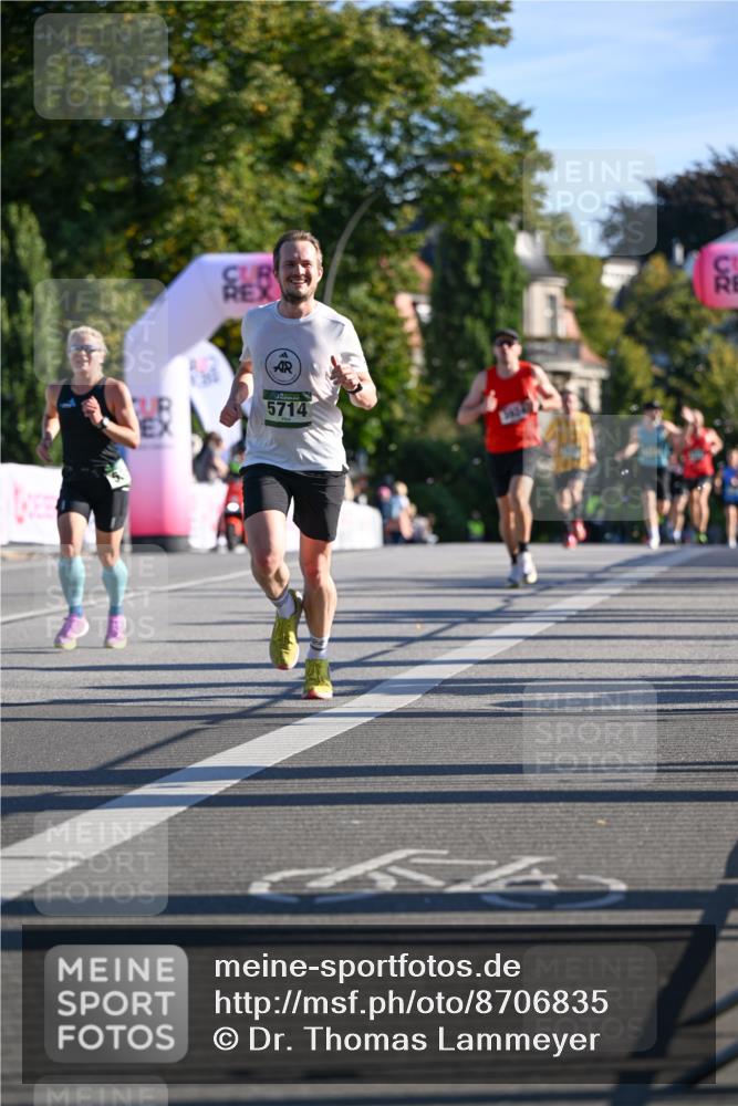 07.09.2025 - BARMER Alsterlauf Dr. Thomas Lammeyer http://msf.ph/oto/8706835 07.09.2025 09:25:40 Laufen 5714 meine-sportfotos.de