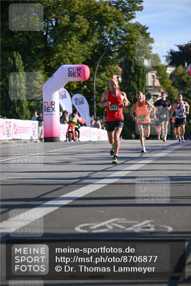 07.09.2025 - BARMER Alsterlauf Dr. Thomas Lammeyer http://msf.ph/oto/8706877 07.09.2025 09:25:48 Laufen 5913, 4849, 8136 meine-sportfotos.de
