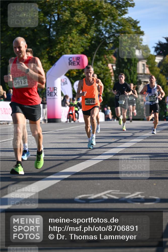 07.09.2025 - BARMER Alsterlauf Dr. Thomas Lammeyer http://msf.ph/oto/8706891 07.09.2025 09:25:51 Laufen 5913, 8136, 4849 meine-sportfotos.de