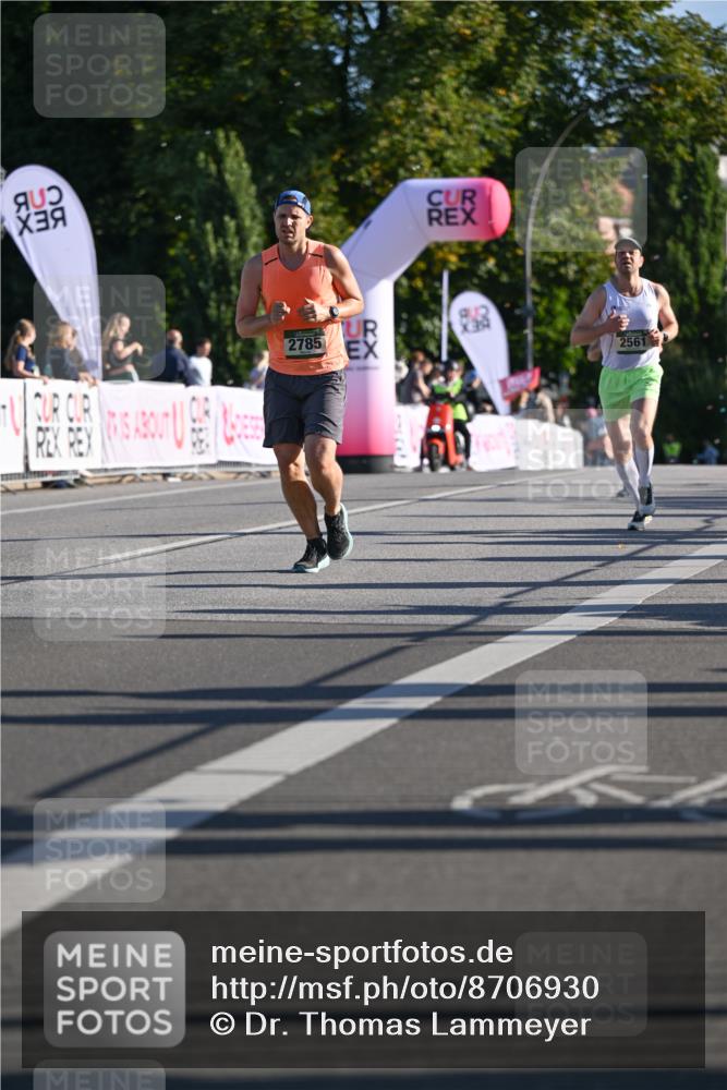 07.09.2025 - BARMER Alsterlauf Dr. Thomas Lammeyer http://msf.ph/oto/8706930 07.09.2025 09:25:58 Laufen 2785, 2561 meine-sportfotos.de
