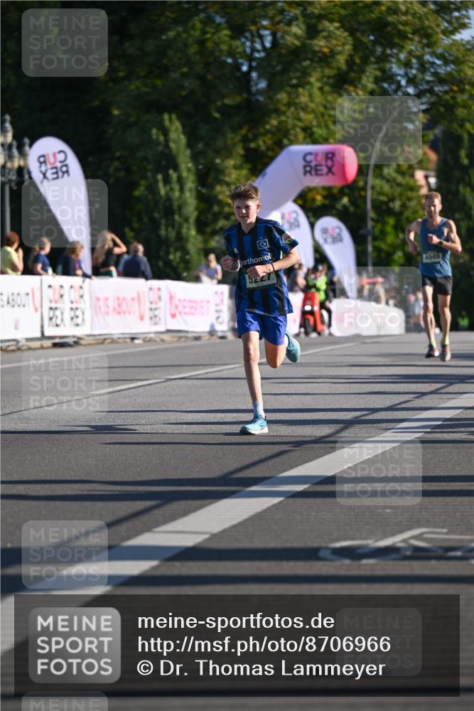 07.09.2025 - BARMER Alsterlauf Dr. Thomas Lammeyer http://msf.ph/oto/8706966 07.09.2025 09:26:04 Laufen 4949 meine-sportfotos.de
