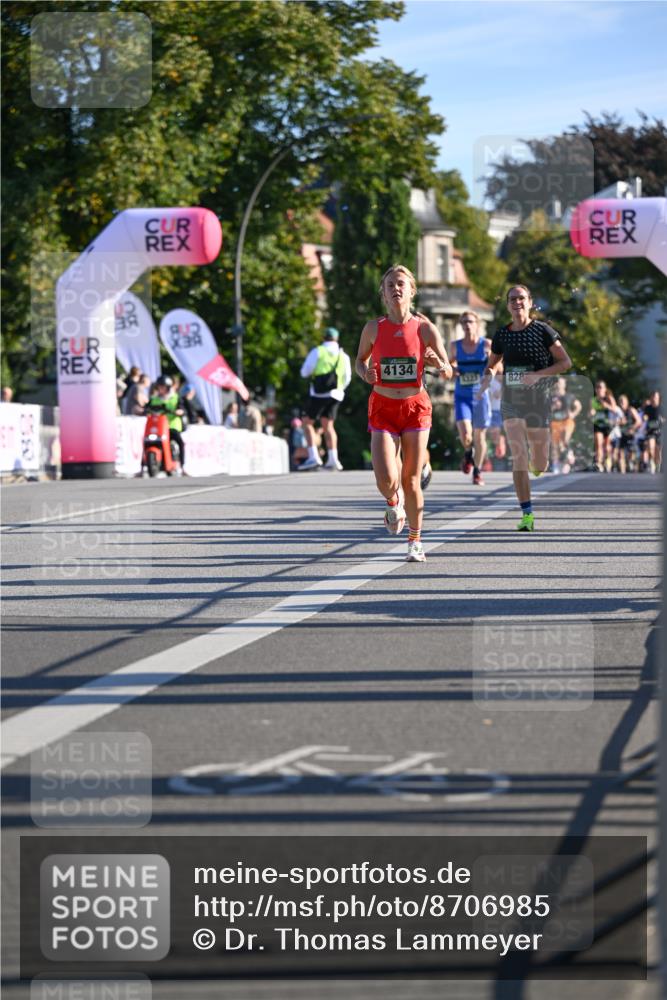 07.09.2025 - BARMER Alsterlauf Dr. Thomas Lammeyer http://msf.ph/oto/8706985 07.09.2025 09:26:08 Laufen 4134, 1923, 828 meine-sportfotos.de