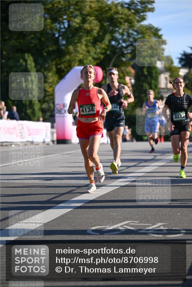 07.09.2025 - BARMER Alsterlauf Dr. Thomas Lammeyer http://msf.ph/oto/8706998 07.09.2025 09:26:10 Laufen 4134, 140, 8287 meine-sportfotos.de