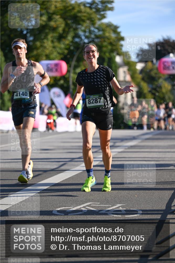 07.09.2025 - BARMER Alsterlauf Dr. Thomas Lammeyer http://msf.ph/oto/8707005 07.09.2025 09:26:12 Laufen 4140, 8287 meine-sportfotos.de