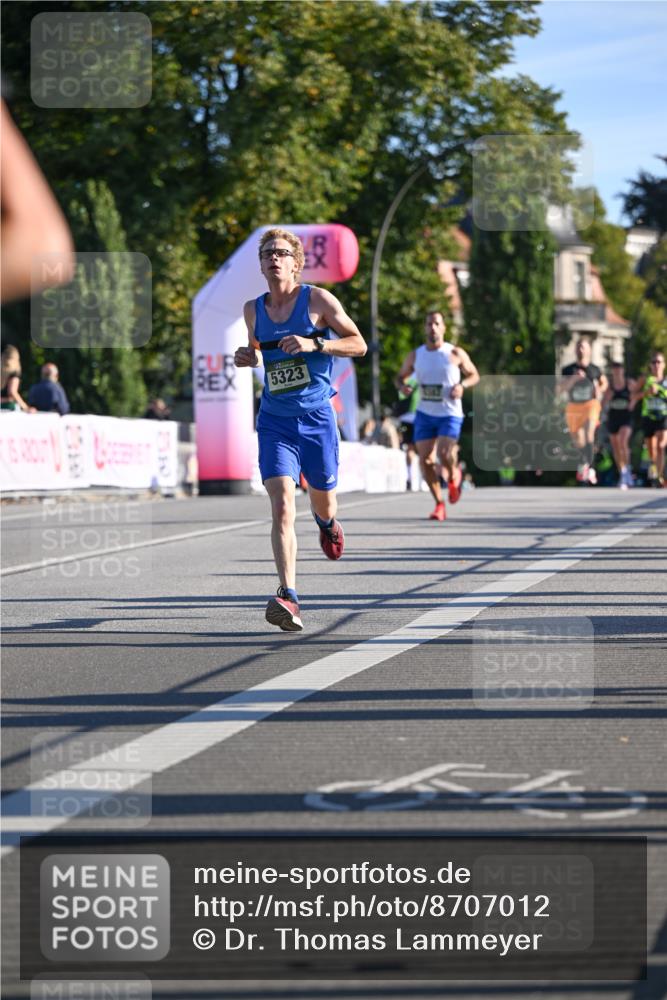 07.09.2025 - BARMER Alsterlauf Dr. Thomas Lammeyer http://msf.ph/oto/8707012 07.09.2025 09:26:13 Laufen 5323 meine-sportfotos.de