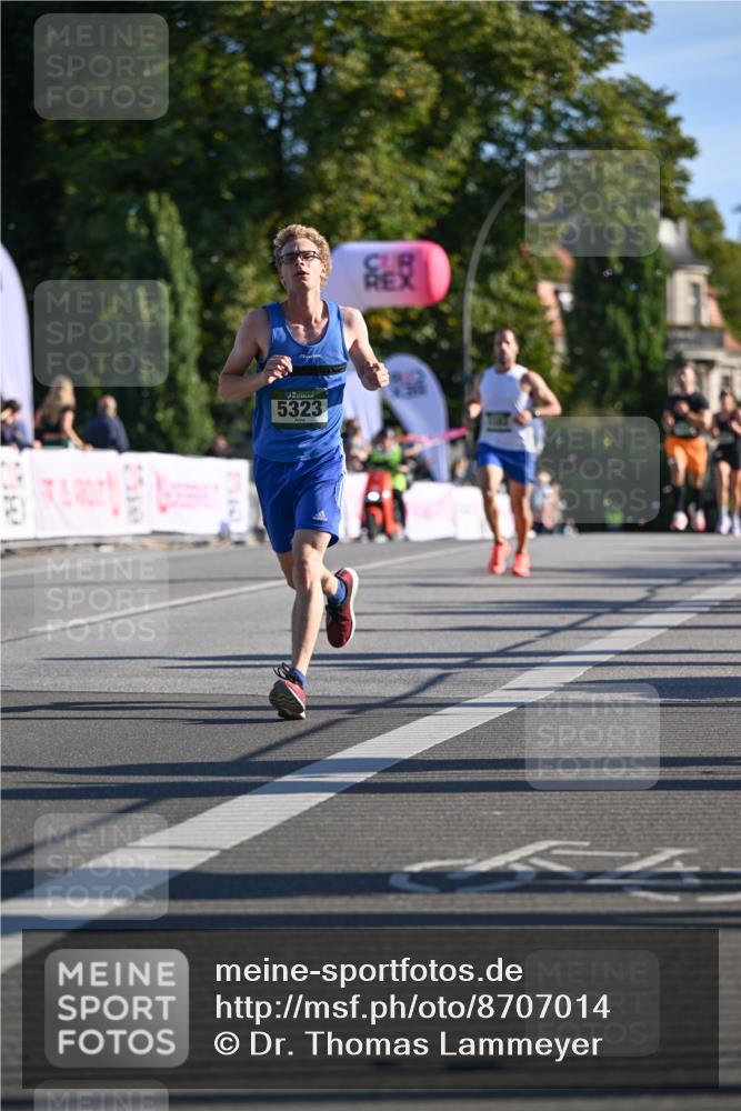 07.09.2025 - BARMER Alsterlauf Dr. Thomas Lammeyer http://msf.ph/oto/8707014 07.09.2025 09:26:13 Laufen 5323 meine-sportfotos.de