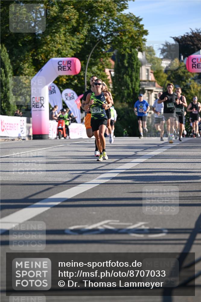 07.09.2025 - BARMER Alsterlauf Dr. Thomas Lammeyer http://msf.ph/oto/8707033 07.09.2025 09:26:18 Laufen 3, 2618, 5751 meine-sportfotos.de